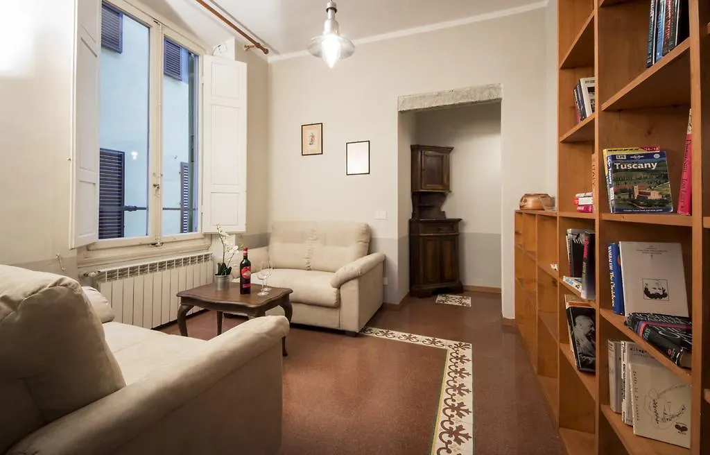 House In The San Pier Maggiore Arch Apartment Florence