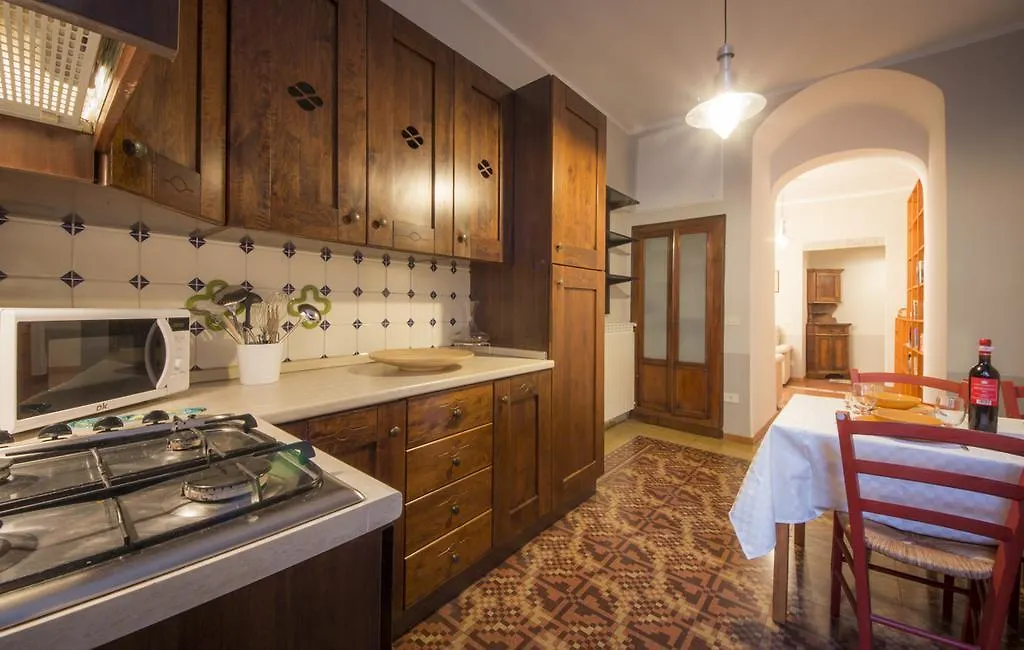 House In The San Pier Maggiore Arch Apartment Florence